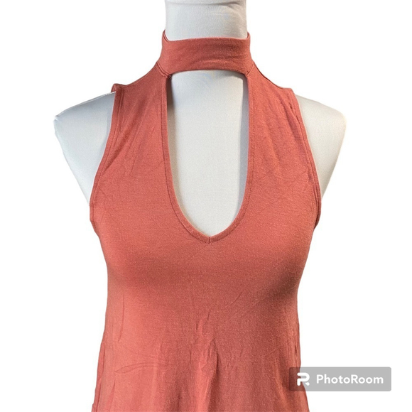 EXPRESS chocker neck front keyhole v-neck sleeveless coral tank top size Xs - Picture 2 of 6